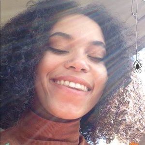 Meet your Posher, Petrina